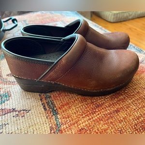 Beautiful Congac Dansko Clogs
